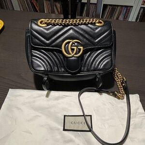GG MARMONT SMALL SHOULDER BAG